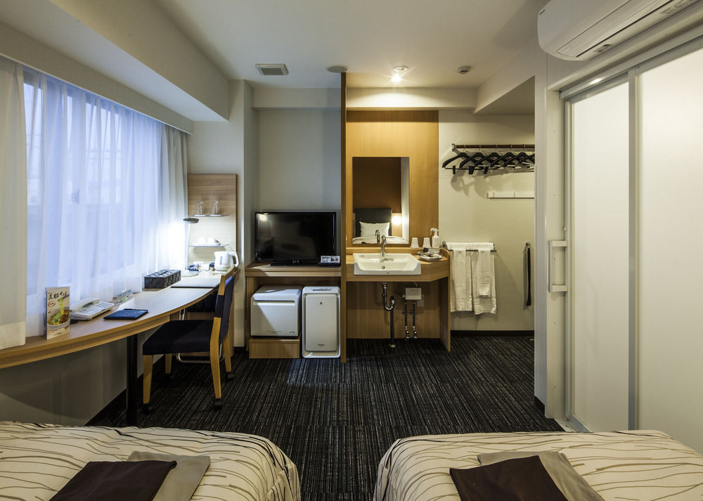 Fukui Manten Hotel Ekimae Exteriör bild