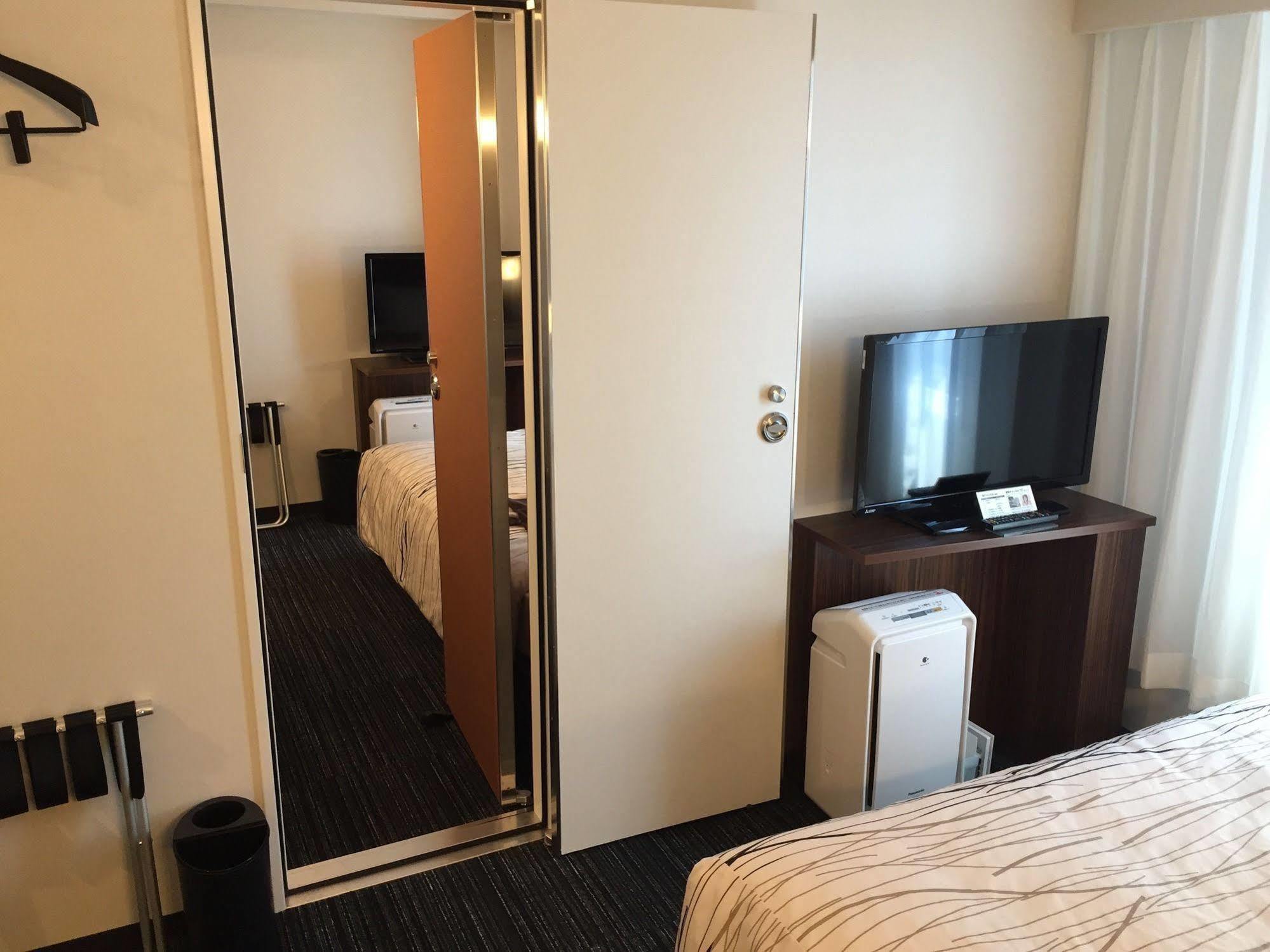 Fukui Manten Hotel Ekimae Exteriör bild