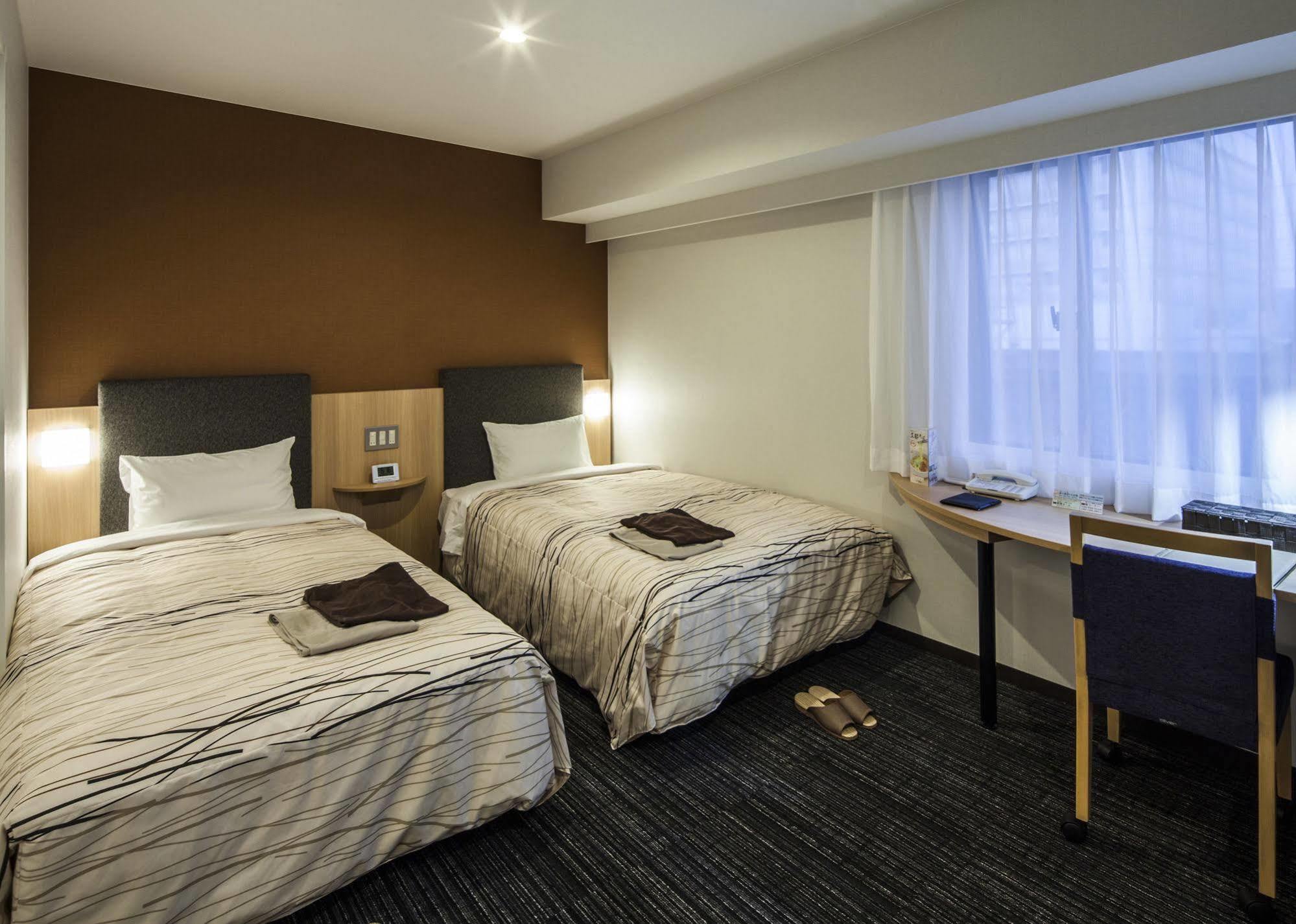 Fukui Manten Hotel Ekimae Exteriör bild